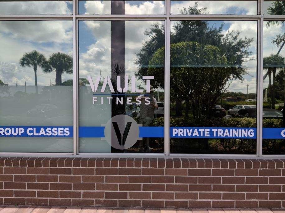 Vinyl Signs in Dallas