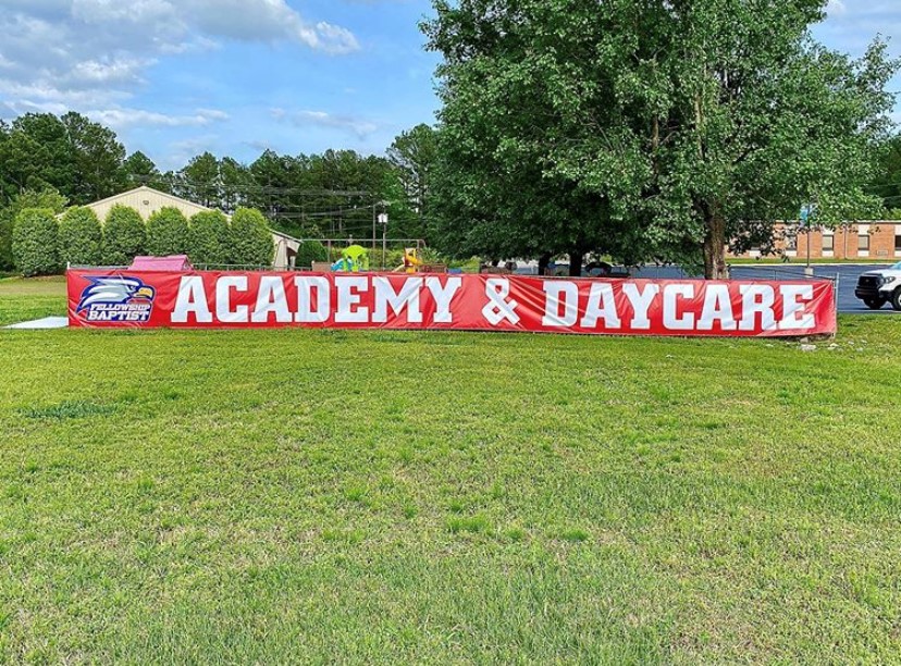 Outdoor <span>banners</span>